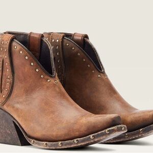 Ariat Greeley Western Tan Brown Studded Leather Booty